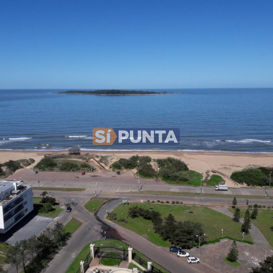 Vista al mar en edificio Le Jarden - SPT2922A