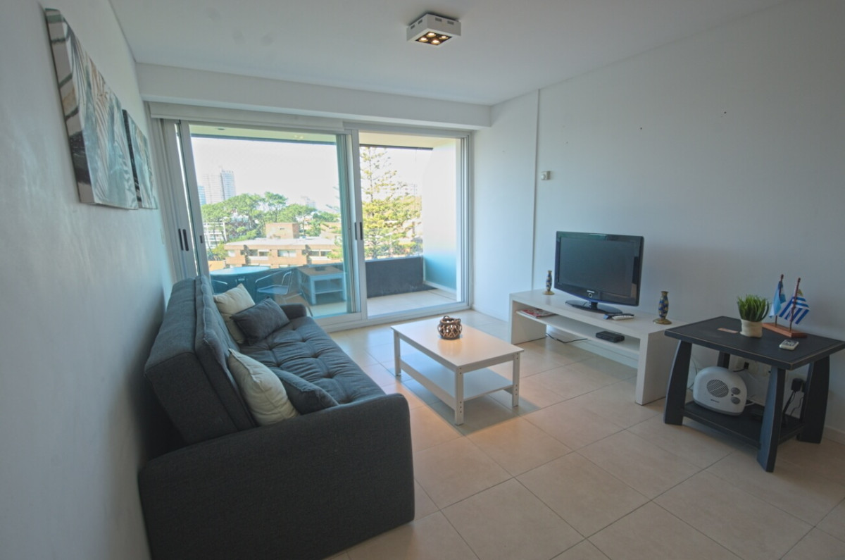 Apartamento en venta 3 dormitorios en Playa Mansa, Punta del Este