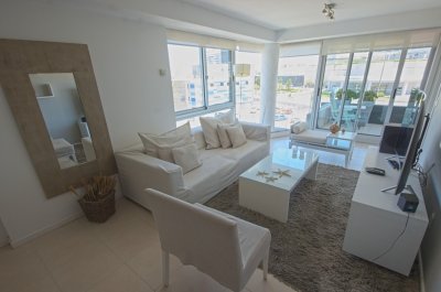 Apartamento de 3 dormitorios en venta y alquiler en Punta del Este - Mansa
