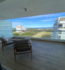 Apartamento de dos dormitorios en venta con vista al mar - Brava