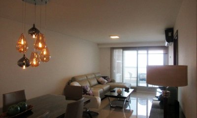 Playa Brava apartamento a la venta y alquiler