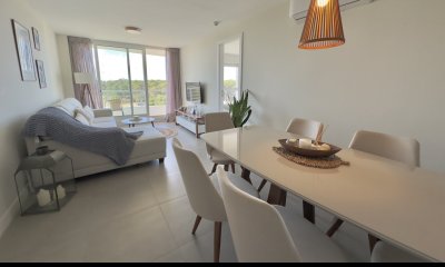 Apartamento en Venta de dos dormitorios dos baños!
