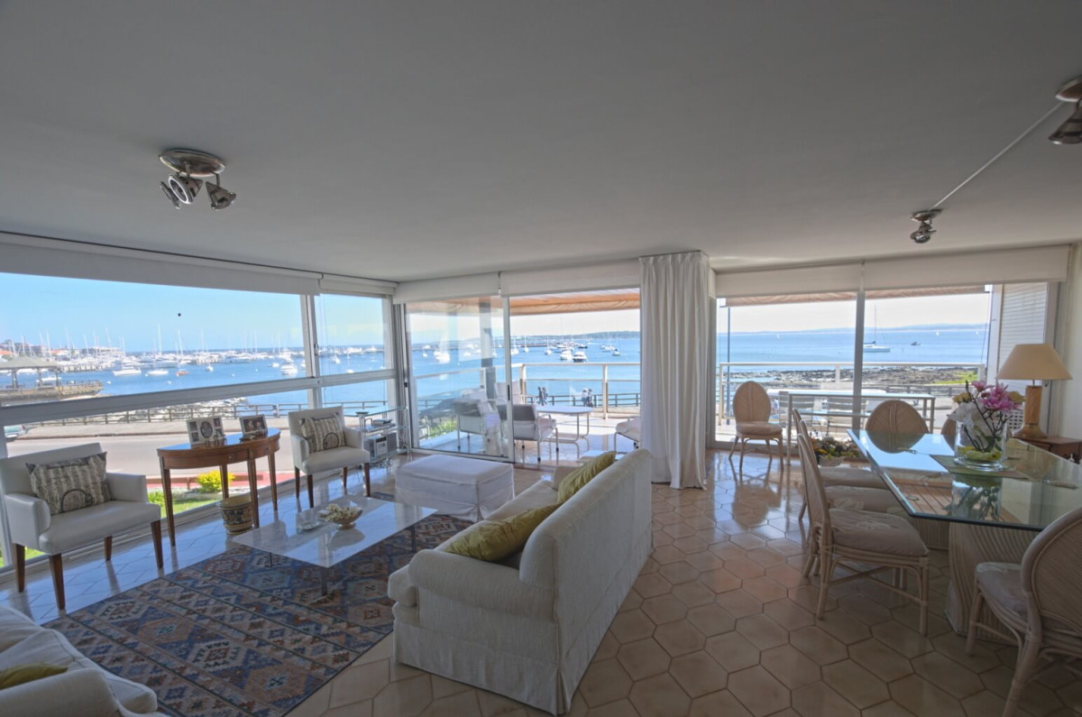 Apartamento 3 dormitorios en venta Puerto