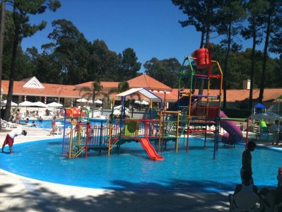 casa de 4 dormitorios en venta - solanas  - spt662c