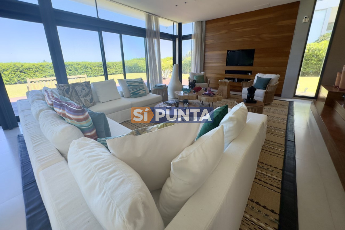 moderna casa en primera linea de manantiales en venta - laguna blanca  - spt1622c