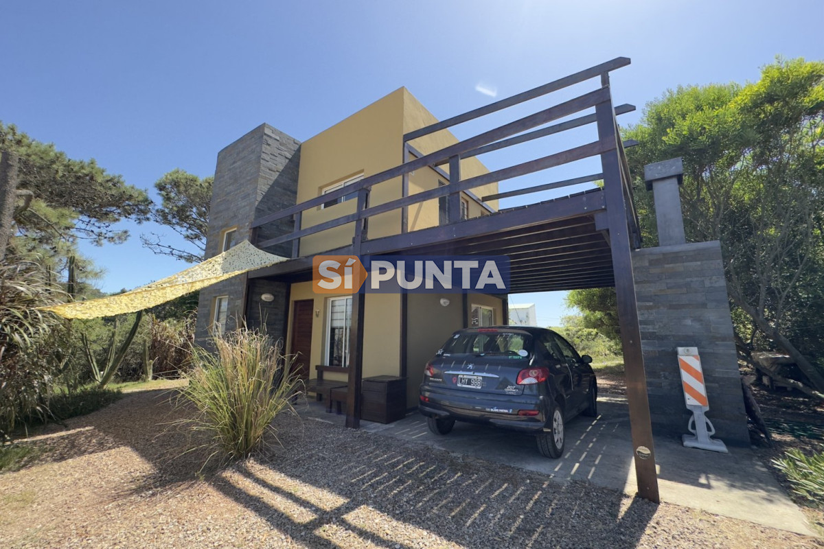 Casa de 2 dormitorios en alquiler - Balneario Buenos Aires - SPT2584C