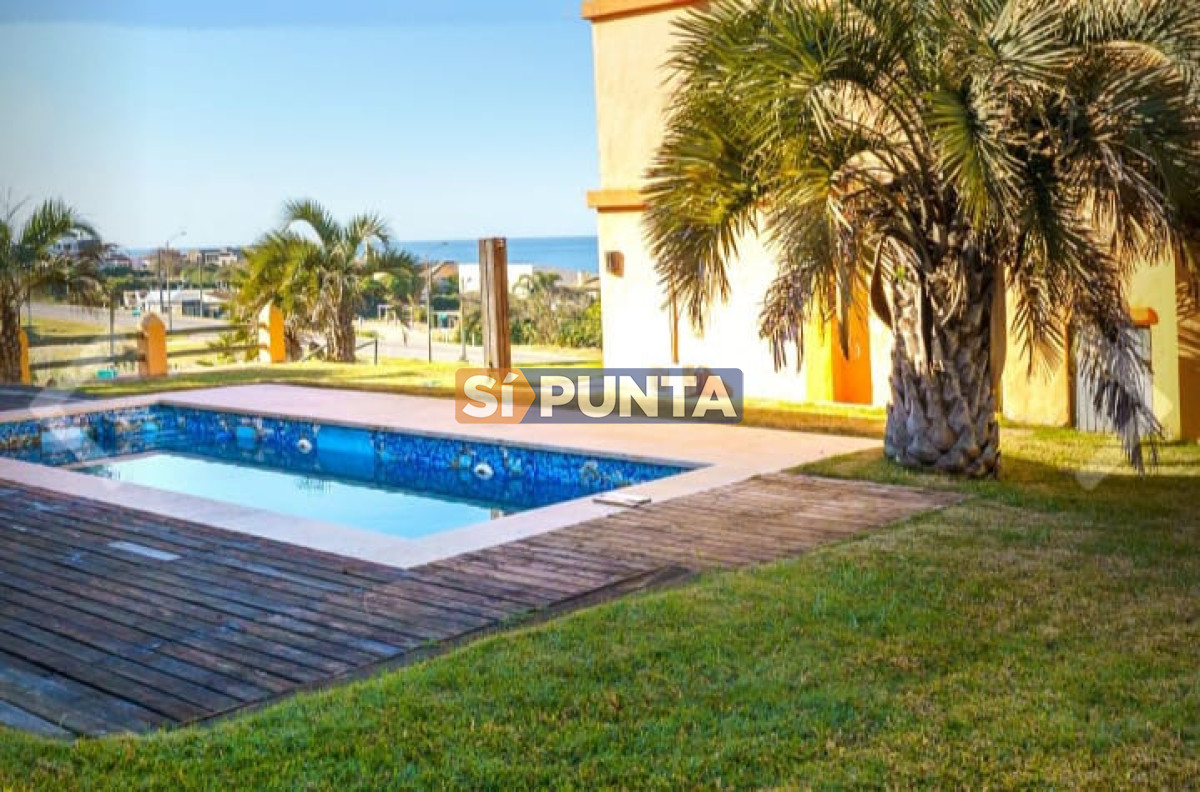 Casa en venta 4 dormitorios+Casa de huéspedes en El Chorro - SPT13919C