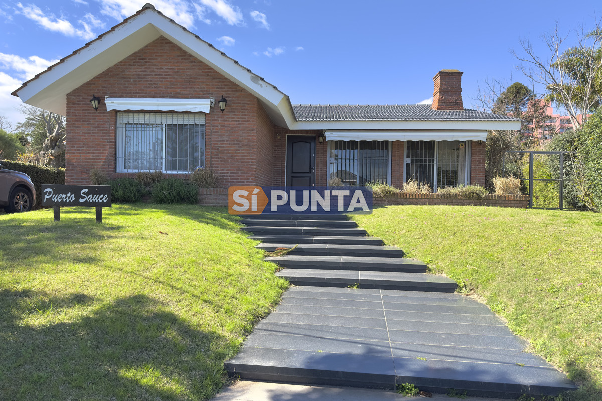 Casa de 4 dormitorios en venta Playa Mansa - SPT727C