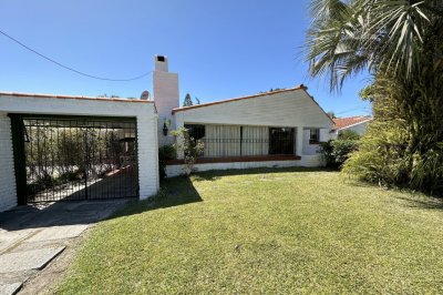 Casa de 3 dormitorios en alquiler anual