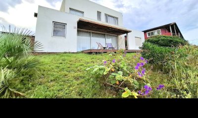 Casa en venta en la Paloma arachania