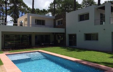 Hermosa casa en alquiler y venta