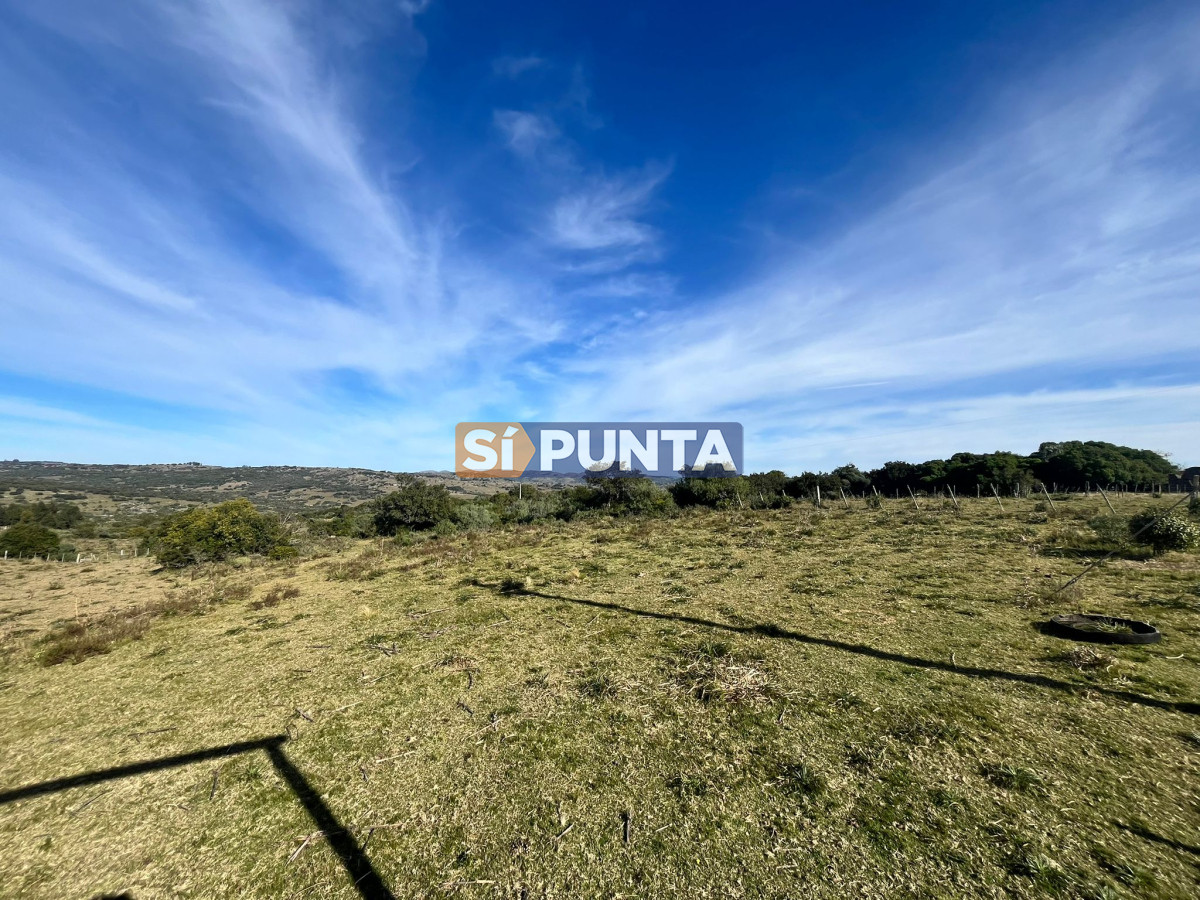 Chacra de 6.8 has a 10 km de Aigua  - SPT12566H