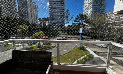 APARTAMENTO EN VENTA DE 3 DORMITORIOS ROOSEVELT