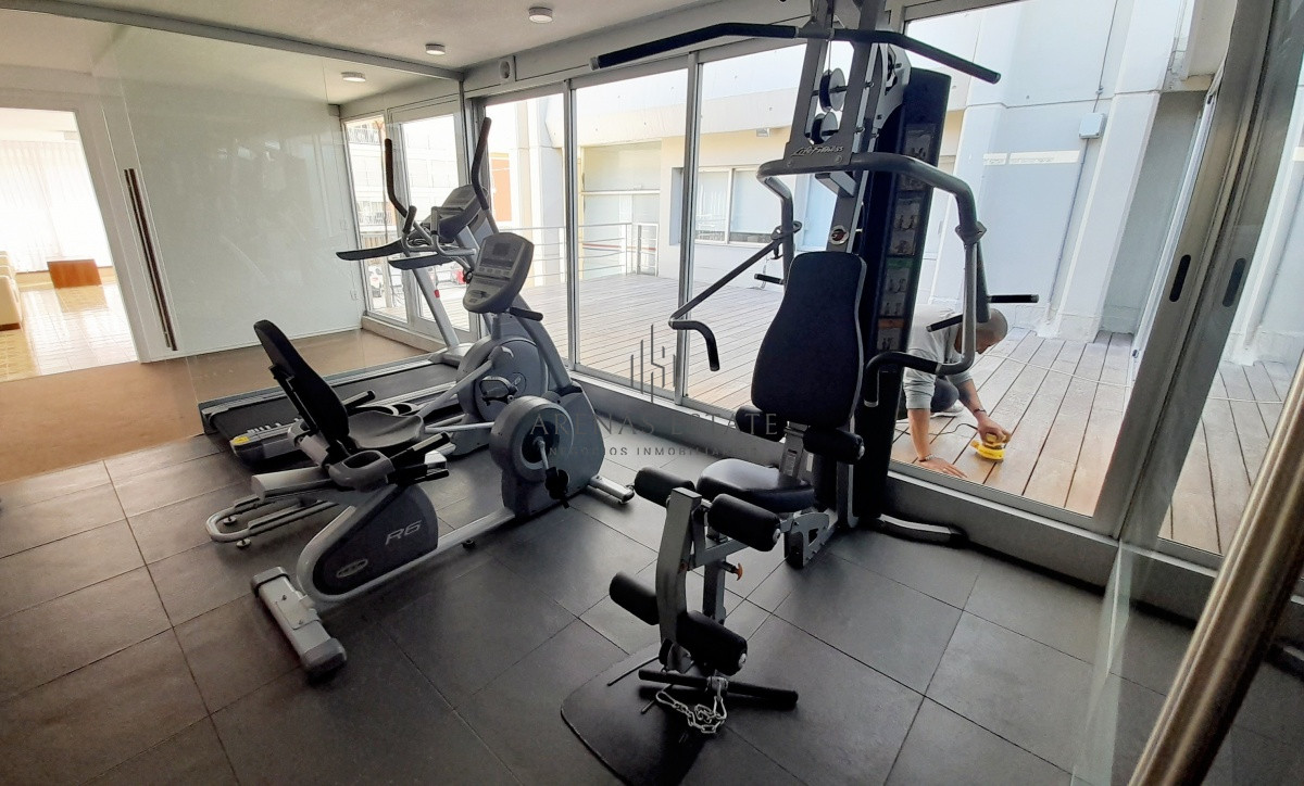 Apartamento ID.4213 - Península, piso alto, espectacular vista