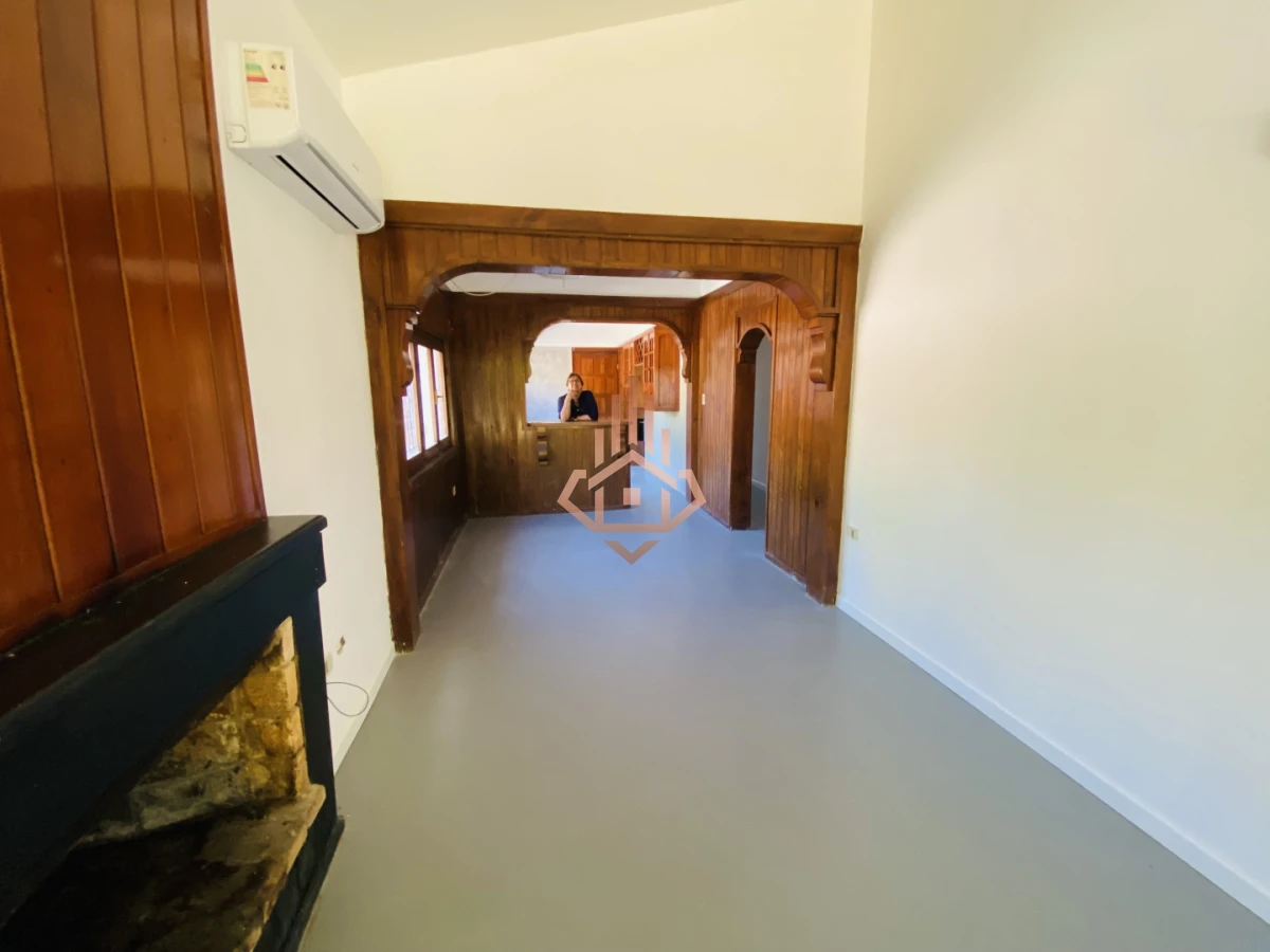 Casa en venta de 3 dormitorios; 2 baños. Cercana a la playa