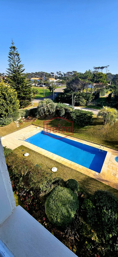 Apartamento ID.166843/Espectacular-Penthouse - Playa Brava , frente al mar , magnífico entorno de bosque y mar 