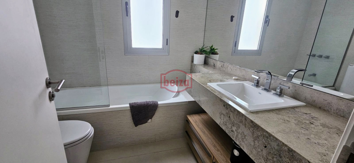 Apartamento ID.165783/Apartamento-en-venta- - Apartamento en exclusivo edificio con solo cuatro residencias 