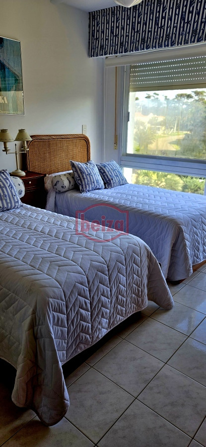 Apartamento ID.166843/Espectacular-Penthouse - Playa Brava , frente al mar , magnífico entorno de bosque y mar 