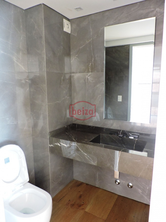 Apartamento ID.165783/Apartamento-en-venta- - Apartamento en exclusivo edificio con solo cuatro residencias 