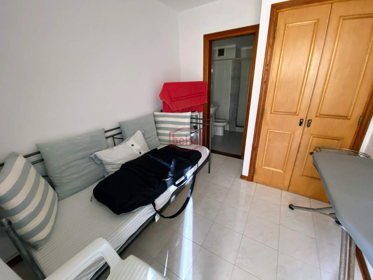 Apartamento ID.166844/Excelente-apartamento-en-torre-de-primera-categoría - Brava , edificio bajo , frente al mar . 