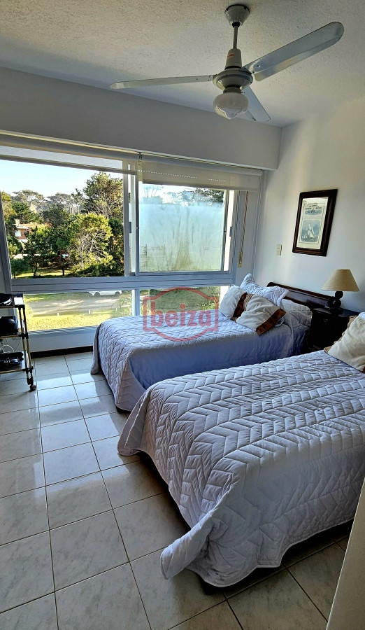 Apartamento ID.166843/Espectacular-Penthouse - Playa Brava , frente al mar , magnífico entorno de bosque y mar 