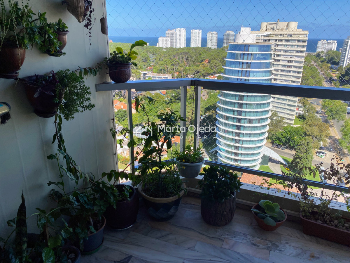 Apartamento ID.41408 - NUEVO INGRESO , piso alto con magnífica vista desde todos los ambientes 