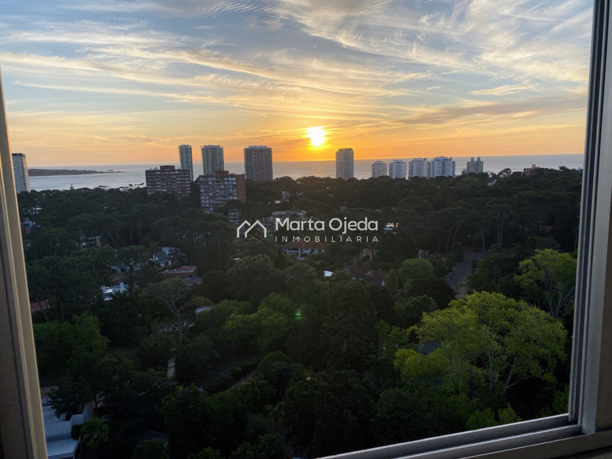 Apartamento ID.41358 - Roosevelt , piso alto con magnífica vista 