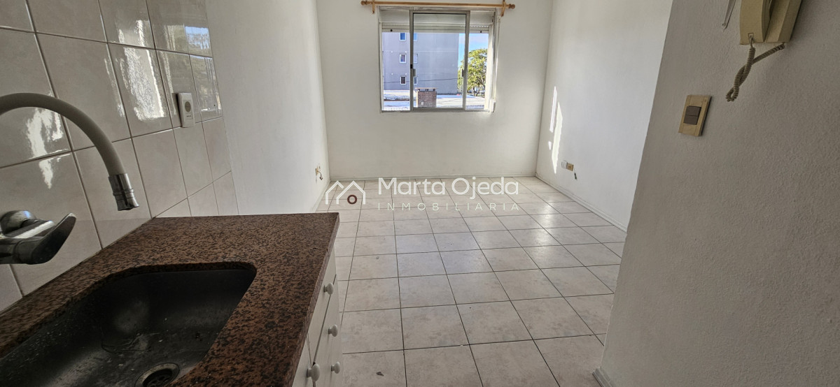 Apartamento ID.41453 - Alquiler anual , centro de maldonado