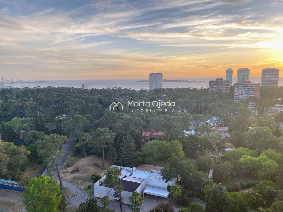 Apartamento ID.41358 - Roosevelt , piso alto con magnífica vista 