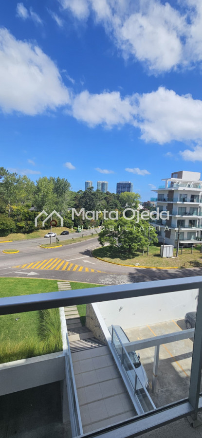 Apartamento ID.41419 - Nuevo ingreso en Playa Mansa . 