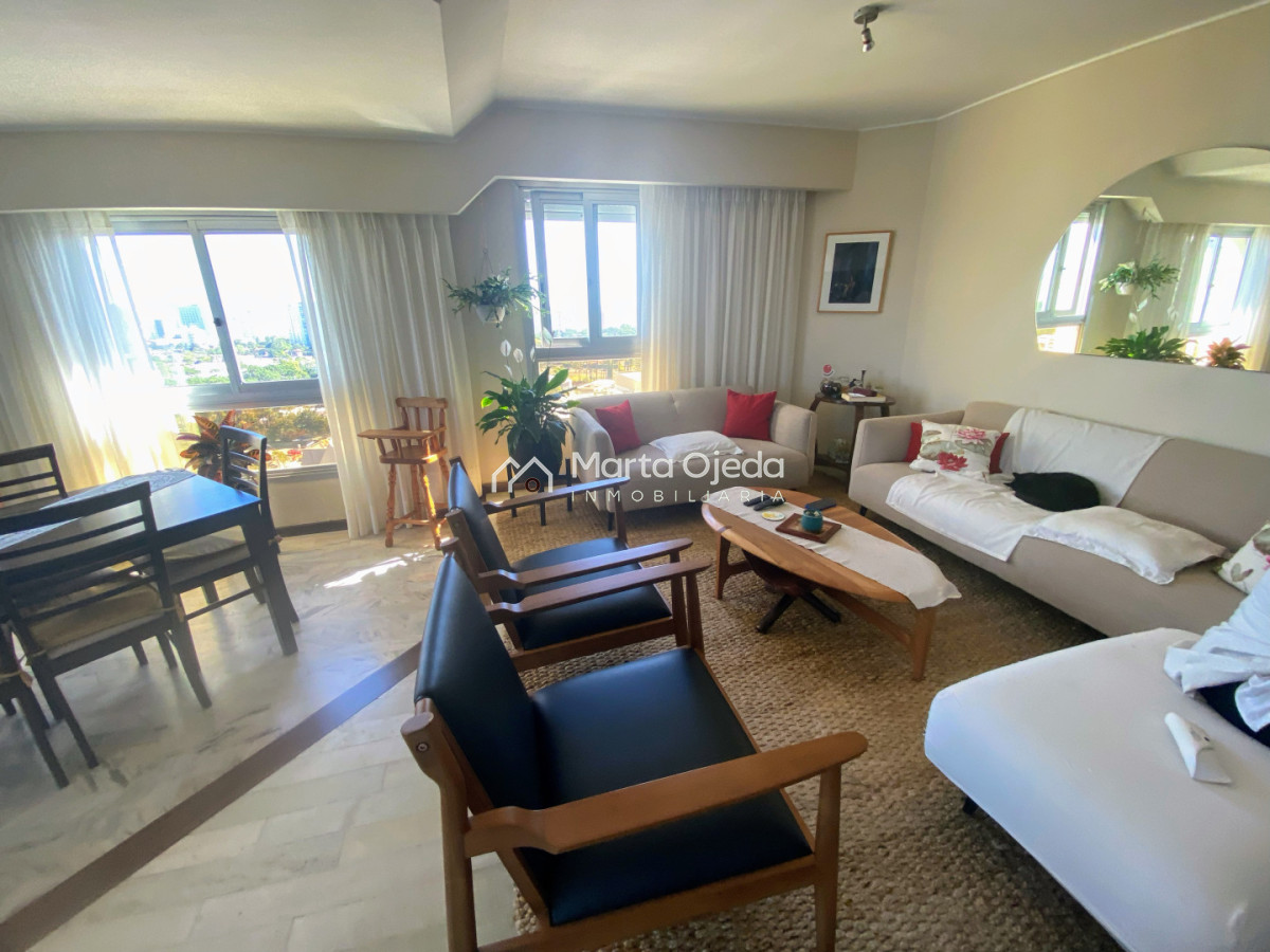 Apartamento ID.41408 - NUEVO INGRESO , piso alto con magnífica vista desde todos los ambientes 