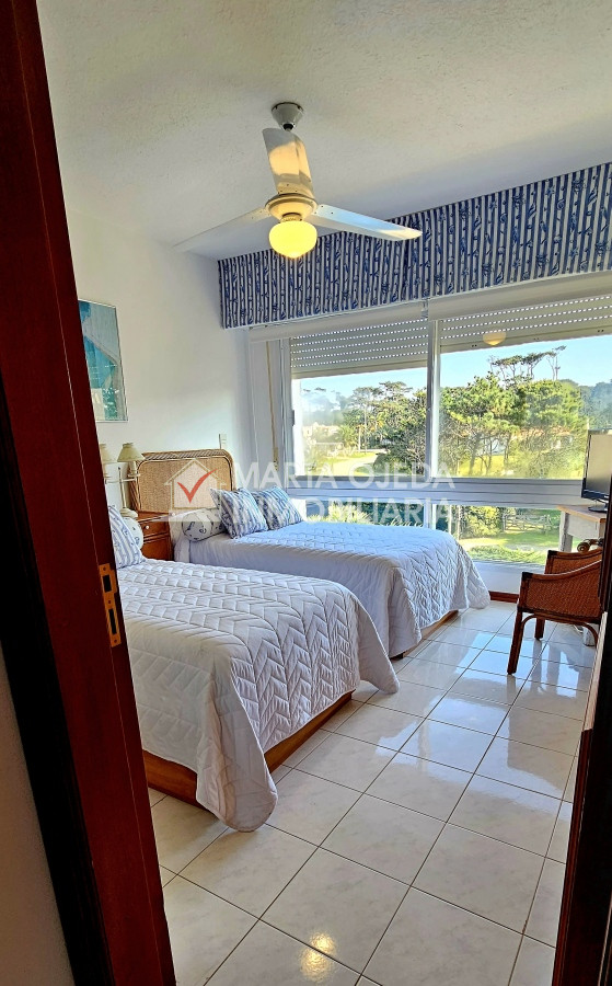Apartamento ID.40586 - Playa Brava , frente al mar , magnífico entorno de bosque y mar 