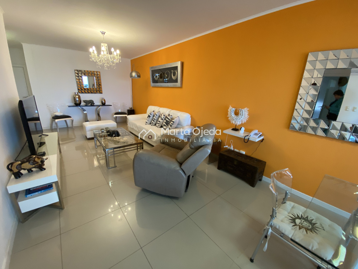 Aidy Grill - GoPunta - Portal Inmobiliario de Punta del Este - Maldonado