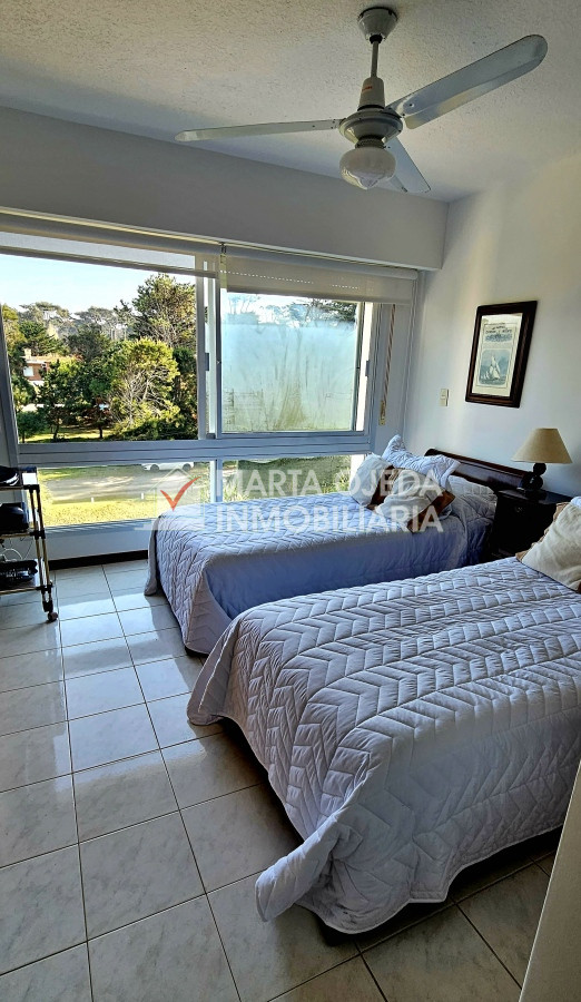 Apartamento ID.40586 - Playa Brava , frente al mar , magnífico entorno de bosque y mar 