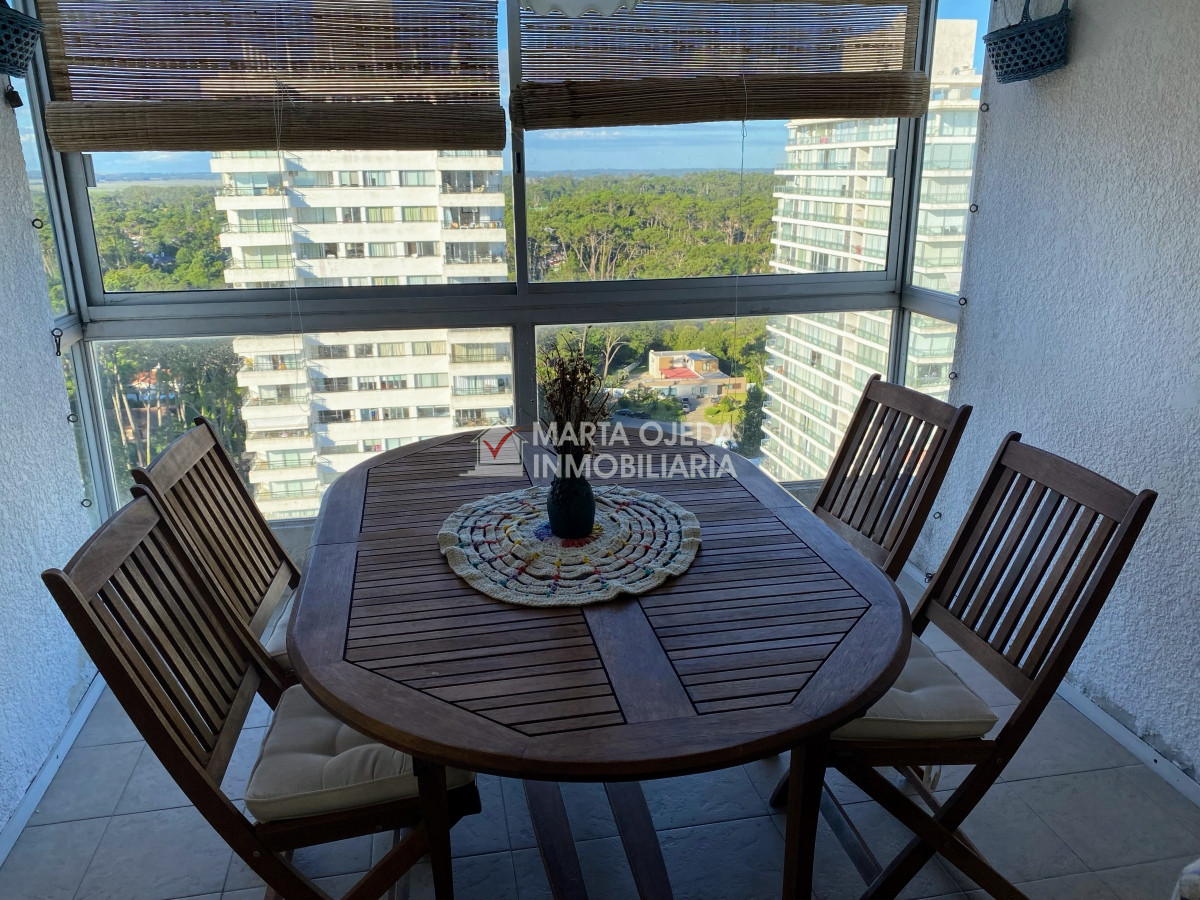 Apartamento ID.40725 - Roosevelt piso alto, muy  luminoso
