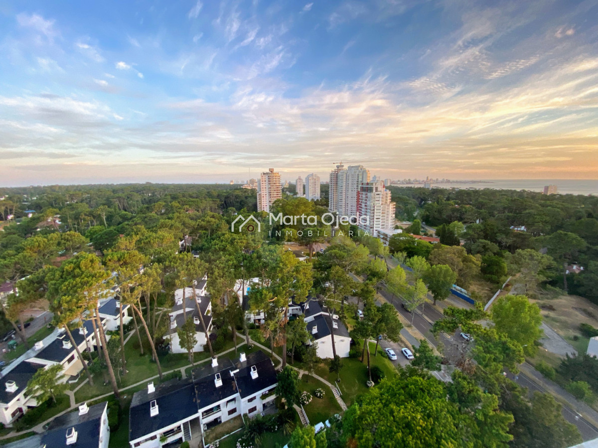 Apartamento ID.41358 - Roosevelt , piso alto con magnífica vista 
