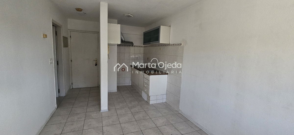 Apartamento ID.41453 - Alquiler anual , centro de maldonado