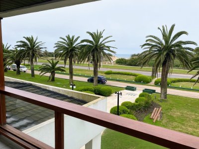 Excelente Apartamento frente al mar