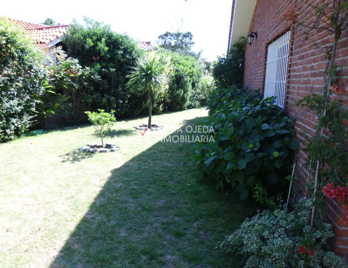 Casa ID.37452 - Amplia casa próxima al mar 