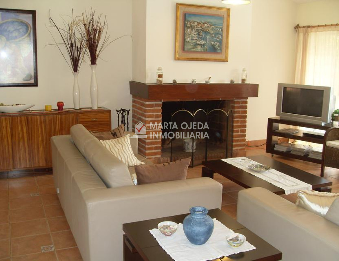 Casa ID.37452 - Amplia casa próxima al mar 