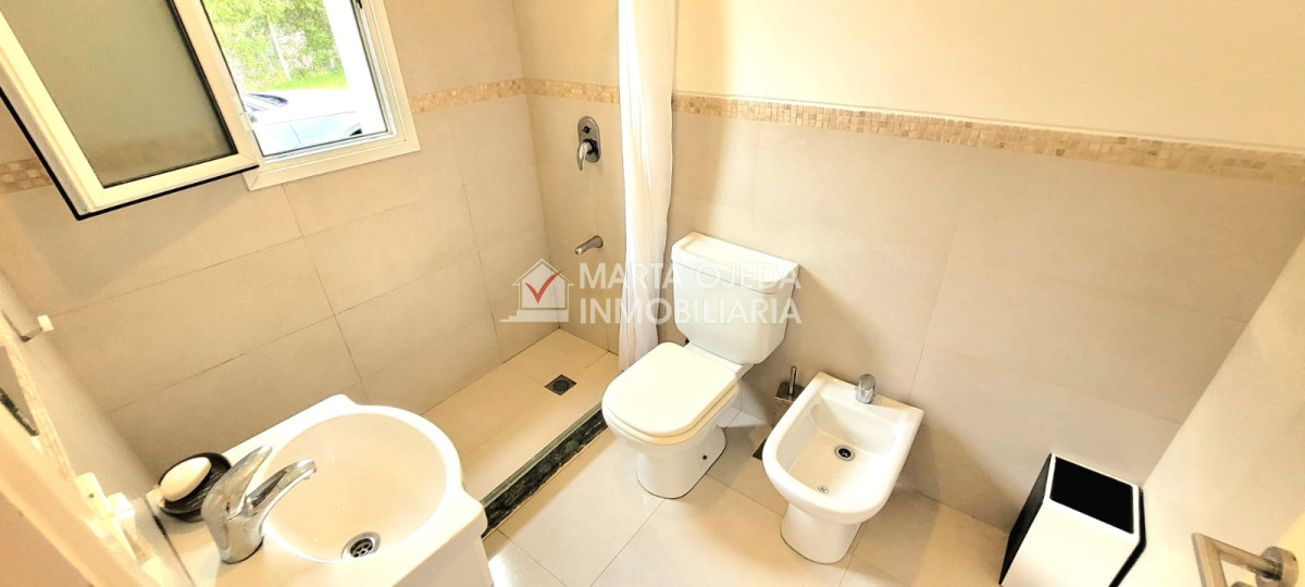Casa ID.40832 - Moderna casa en zona cercana a colegios