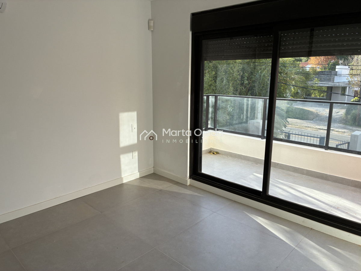 Casa ID.41517 - ¡MUDATE YA! Casa a estrenar de buena construcción y finas terminaciones 