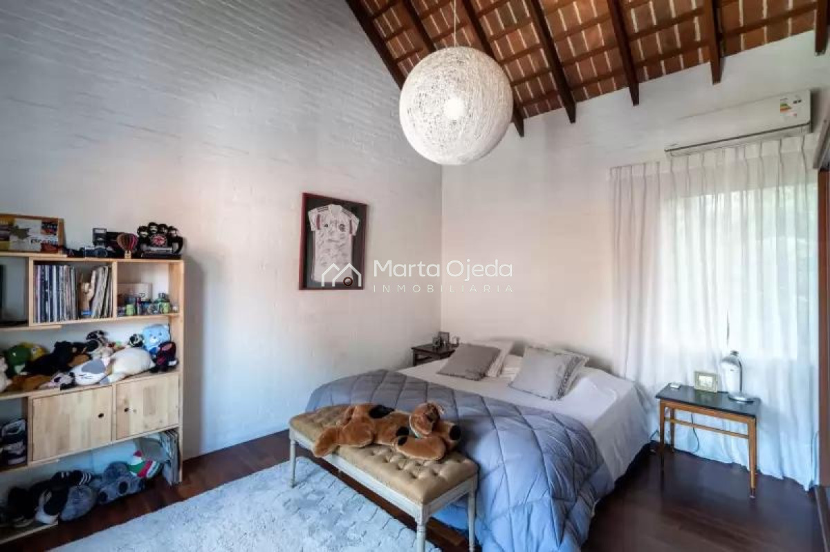 Casa ID.41505 - Vivir en la ciudad , al mar y con la tranquilidad del campo , Punta del Este . 