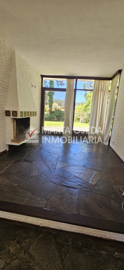 Casa ID.40993 - NUEVO INGRESO.Casa ubicada en lo mejor de la mansa