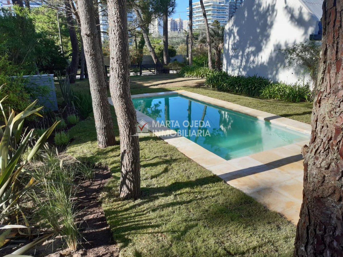 Casa ID.39560 - Casa en venta , playa Brava 
