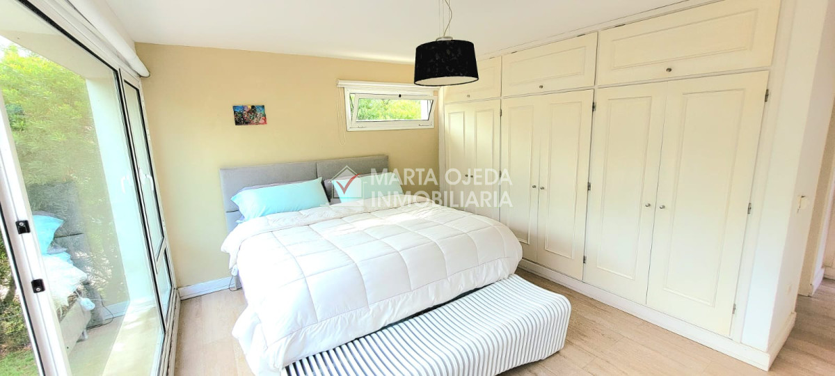 Casa ID.40832 - Moderna casa en zona cercana a colegios
