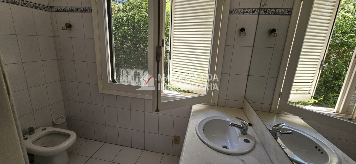 Casa ID.40993 - NUEVO INGRESO.Casa ubicada en lo mejor de la mansa