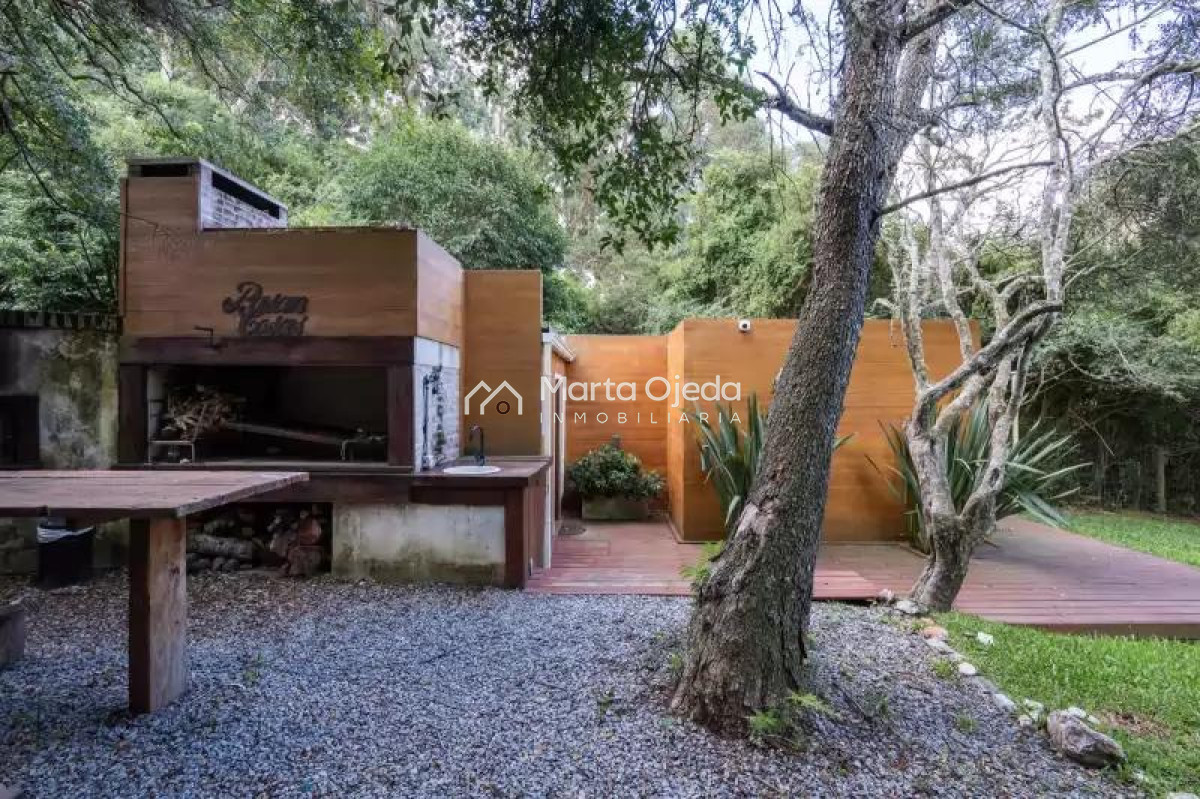 Casa ID.41505 - Vivir en la ciudad , al mar y con la tranquilidad del campo , Punta del Este . 