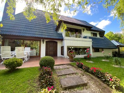 Hermosa casa en Pinares