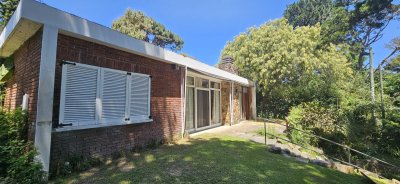 NUEVO INGRESO.Casa ubicada en lo mejor de la mansa